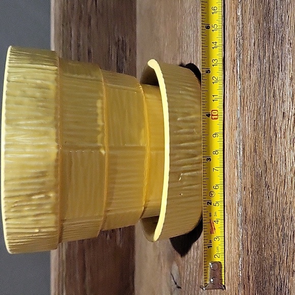 Vintage McCoy Pottery Small "Yellow" Mid-Century Flowerpot and Saucer - Picture 2 of 4